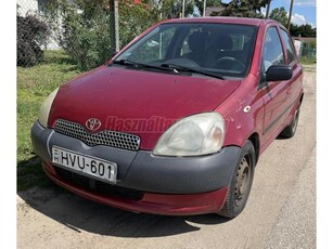 TOYOTA YARIS 1.0 Linea Terra