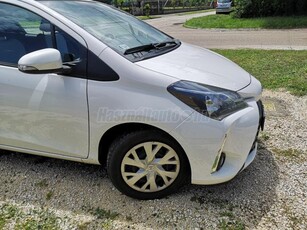 TOYOTA YARIS 1.0 VVT-i Active City