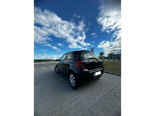 TOYOTA YARIS 1.3 Sol Plus Ice