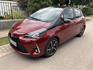 TOYOTA YARIS 1.5 VVT-i Hybrid Selection Red e-CVT