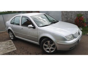 VOLKSWAGEN BORA 1.4 Comfortline