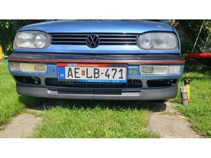 VOLKSWAGEN GOLF III 1.4 CL Vr6 interior