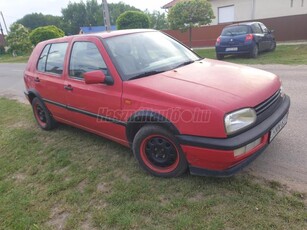 VOLKSWAGEN GOLF III 1.8 GL