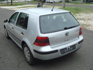 VOLKSWAGEN GOLF IV 1.6 Pacific FSI