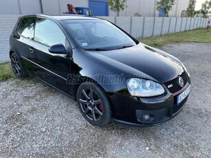 VOLKSWAGEN GOLF V 2.0 TFSI GTI DSG F1/Xenon/Bőr/Multikormány/Űlésfűtés/V.vezetett szervizkönyv