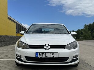 VOLKSWAGEN GOLF VII 1.2 TSI BMT Trendline DSG