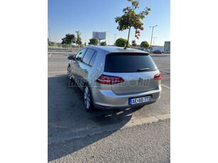 VOLKSWAGEN GOLF VII 2.0 TDI Highline DSG