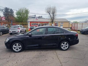 VOLKSWAGEN JETTA 1.4 TSI BMT Comfortline