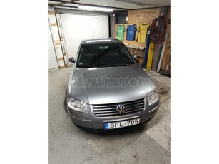 VOLKSWAGEN PASSAT V 1.9 PD TDI Highline passat 5.5