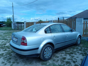 VOLKSWAGEN PASSAT V Variant 1.6