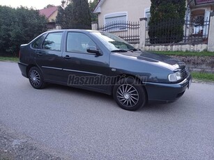 VOLKSWAGEN POLO III Classic 1.4 75 Comfortline