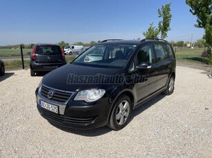 VOLKSWAGEN TOURAN 1.4 TSi Conceptline DSG