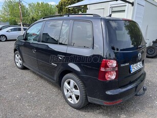 VOLKSWAGEN TOURAN 1.6 Trendline Family 7 ÜLÉS ! DIGIT KLÍMA-VONÓHOROG -TOLATÓRADAR