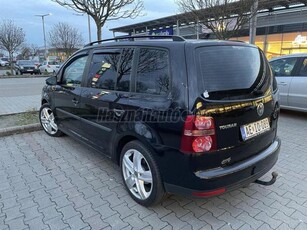 VOLKSWAGEN TOURAN 1.9 PD TDi Conceptline