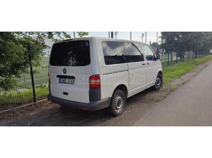 VOLKSWAGEN TRANSPORTER T5