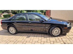 VOLVO S80 2.5 T Summum