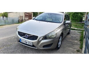 VOLVO V60 2.0 D [D3] V60 2.0 D3 163 Le.Man 6 seb.M.O-i.Navi.Bőr.Ülésf.Tolatóradar.Tempomat.Citysafe.K