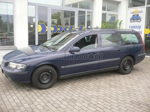 VOLVO V70 2.4