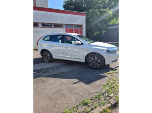 VOLVO XC60 2.0 D [D4] Summum FWD