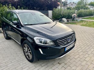 VOLVO XC60 2.4 D [D5] Momentum