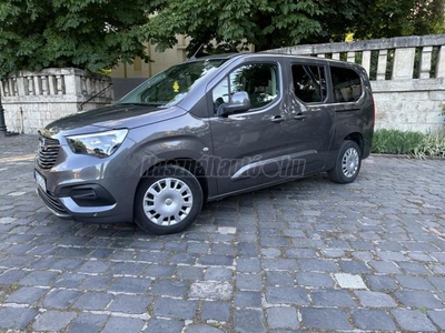 OPEL COMBO Life 1.2 T Enjoy XL (7 személyes )