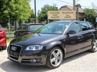 AUDI A3 1.4 TFSI Attraction // S-LINE // Xenon...