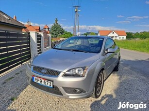 Ford Focus Coupe Cabriolet 2.0 Sport Hétvégéig...