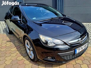 Opel Astra GTC 1.4 T Alufelni! Tempomat! Blueto...