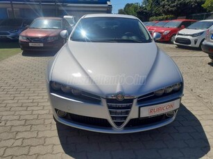 ALFA ROMEO 159 SW 1.9 JTD 16V Progression jéghideg klíma. 17 colos felnik. olasz rozsdamentes. 2 kulcs