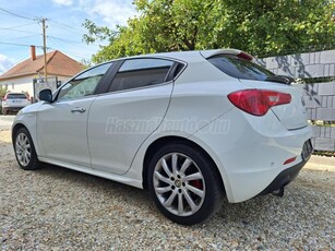 ALFA ROMEO GIULIETTA 1.4 TB Distinctive Bőr.Xenon