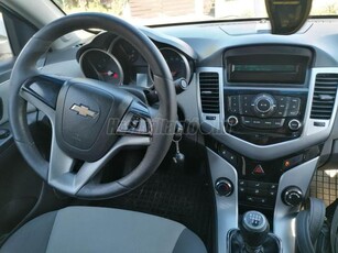 CHEVROLET CRUZE 1.6 LS Plus