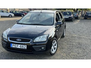 FORD FOCUS 1.6 Titanium Friss műszaki-TITANIUM-Megkimélt