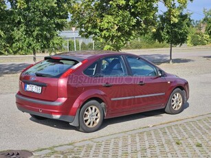 FORD FOCUS 1.6 Trend