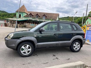 HYUNDAI TUCSON 2.0 CRDi Style FRISS MŰSZAKI-VONÓHOROG