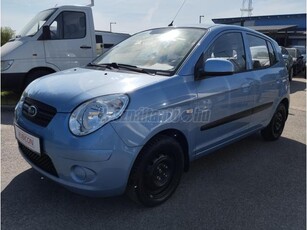 KIA PICANTO 1.0 LX Family 97.000 km téli- nyári kerék garnitúra. 2 db kulcs. szervízkönyv