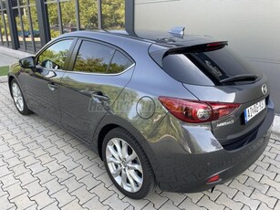 MAZDA 3 Sport 2.0 Revolution NAVI.BOSE.HUD.ÜLÉSFŰTÉS.KEYLESS-GO