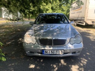 MERCEDES-BENZ C 180 Elegance Rendkívül szép állapot!!Azonnal vihető!Szívó benzines!!!