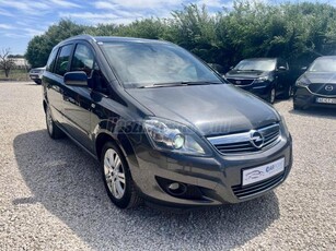 OPEL ZAFIRA B 1.8 Cosmo 1. TULAJDONOS. XENON. VEZETETT SZERVIZKÖNYV