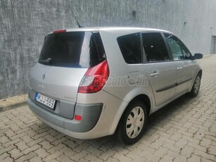 RENAULT GRAND SCENIC Scénic 1.5 dCi Authentique