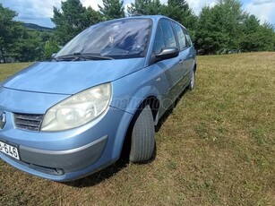 RENAULT GRAND SCENIC Scénic 1.9 dCi Privilege