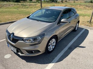 RENAULT MEGANE 1.6 SCe Limited