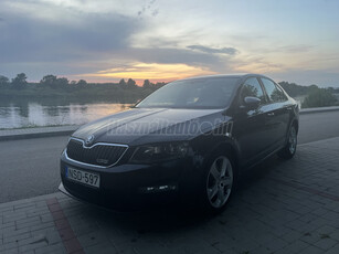 SKODA OCTAVIA 2.0 CR TDI RS DSG RS