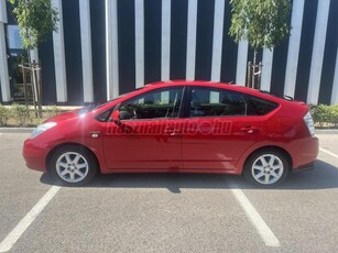 TOYOTA PRIUS 1.5 HSD IPA NAVI 2006 (Automata) ROZSDAMENTES. 208052KM. HV AKKSI BEVIZSGÁLT!