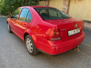 VOLKSWAGEN BORA 1.6 Comfortline végig szervizelt