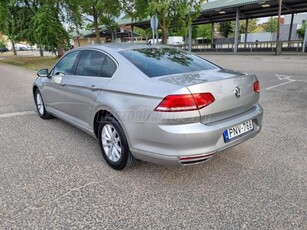 VOLKSWAGEN PASSAT VIII 2.0 TDI BMT SCR Comfortline KITŰNŐ ÁLLAPOT