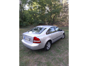 VOLVO S40 1.8 Momentum