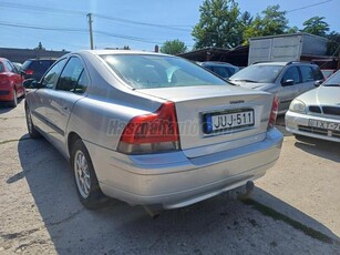 VOLVO S60 2.4 (Automata)