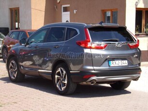 HONDA CR-V 1.5 Executive AWD Magyarországi!1.tul.!Gyári garancia!Végig vezetett szervízkönyv!