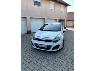 KIA RIO 1.2 CVVT EX Limited