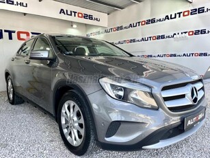 MERCEDES-BENZ GLA 220 d 7G-DCT Navi - KÖVETHETŐ SZERVIZ - FÉNYEZÉSMENTES - TEMPOMAT - ÜLÉSFŰTÉS - 3 ÉV GARANCIA